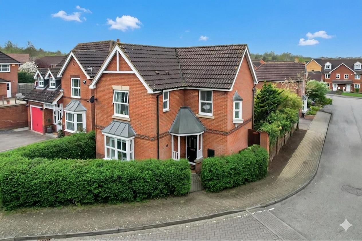 3 bed property in Hengistbury Lane, Milton Keynes